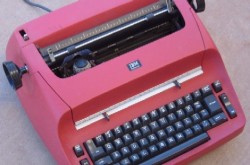 IBM Selectric with Squeeze Key